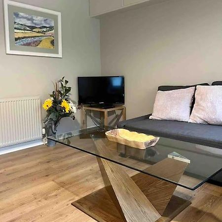 Modern Edinburgh Apartment 2 Bedrooms & Two Bathrooms Eksteriør billede