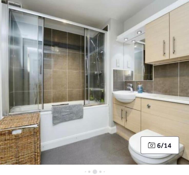 Modern Edinburgh Apartment 2 Bedrooms & Two Bathrooms Eksteriør billede