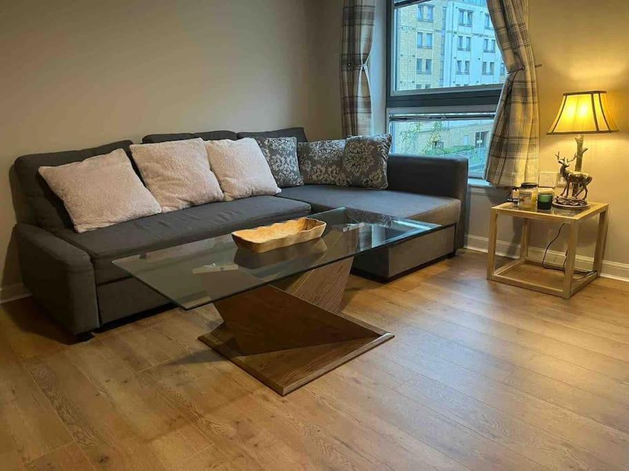 Modern Edinburgh Apartment 2 Bedrooms & Two Bathrooms Eksteriør billede